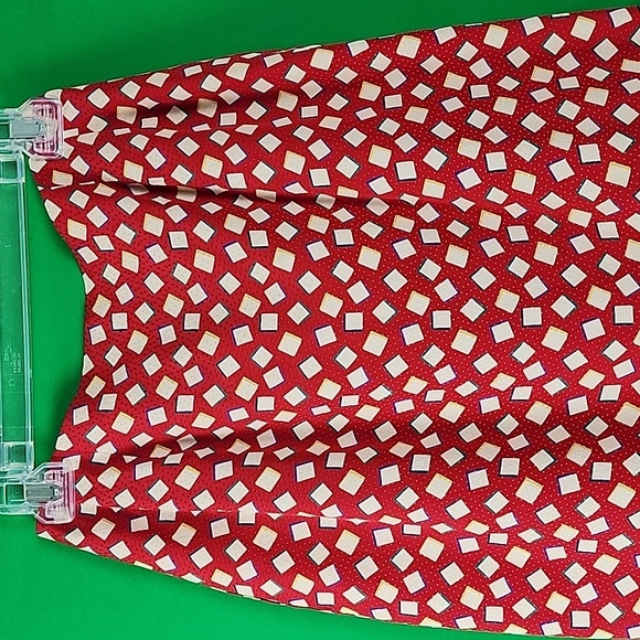 Mary Ann Restivo Womens Red and White Skirt. 100 % Silk ☆ - Picture 2 of 8